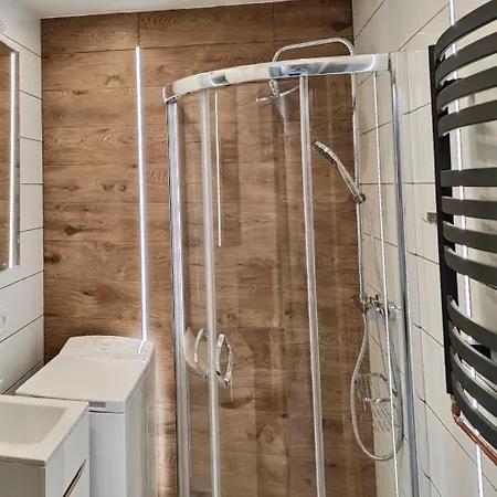 Διαμέρισμα Przydatne Do Podrozy Ministudio Przy Lotnisku Unit